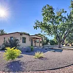 Casa Rosita Home, 3 Mi to Santa Fe Plaza!