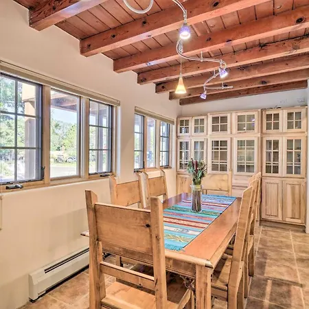 Casa Rosita Home, 3 Mi To Plaza! Holiday home *